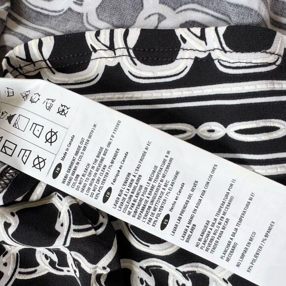 Joseph Ribkoff Top Shirt Womens 10 Black White Bell Sleeve Hi Low Chain Print - Picture 4 of 8